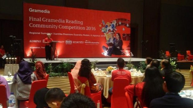Direktur Publishing and Education PT Gramedia Asri Media Suwandi S Brata memberikan kata sambutan pada final Gramedia Reading Community Competition 2016, Sabtu tanggal 06 Agustus 2016