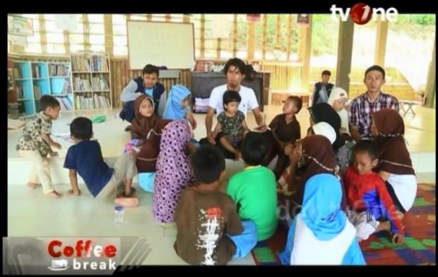 TV One Bengkel Sabda Coffee Break Gerakan 1000 Taman Bacaan Indonesia 09